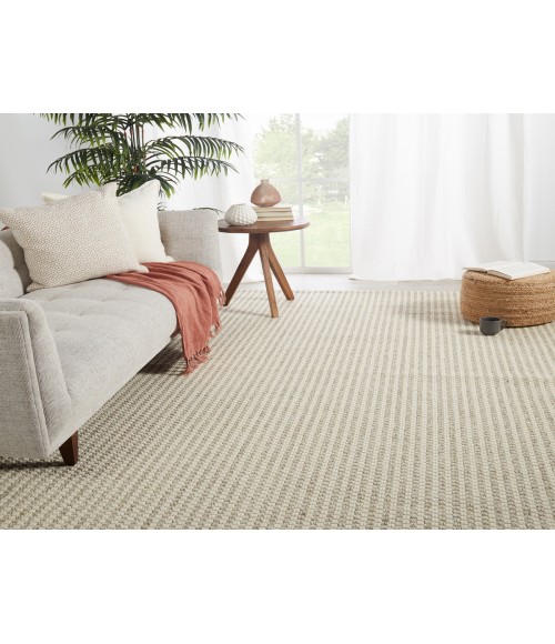 Jaipur Living Fetia Natural Solid Cream/ Light Taupe Area Rug (5'X8')