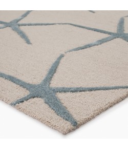 Jaipur Living Coastal Resort Starfishing COR24 White/Blue 3 ft. 6 in. X 5 ft. 6 in. Rectangle Rug