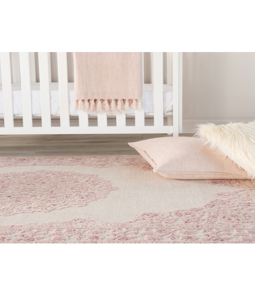 Jaipur Living Malo Medallion Pink/ White Area Rug (5'X7'6")