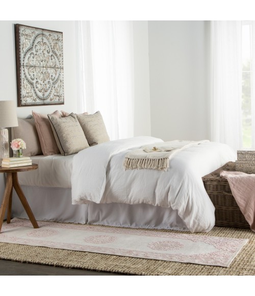 Jaipur Living Malo Medallion Pink/ White Runner Rug (2'6"X8')
