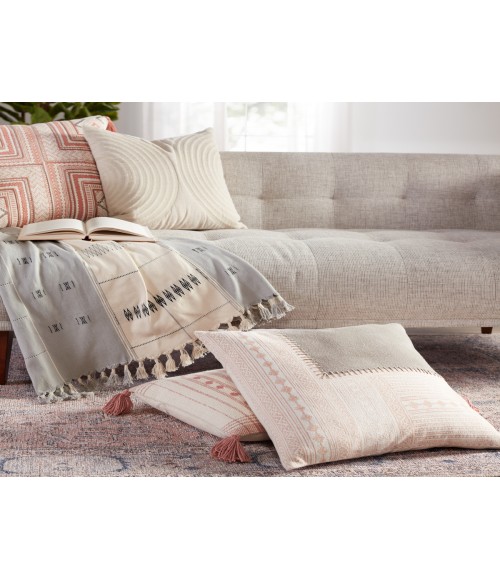 Jaipur Living Kadin Medallion Pink/ Blue Area Rug (9'X12')