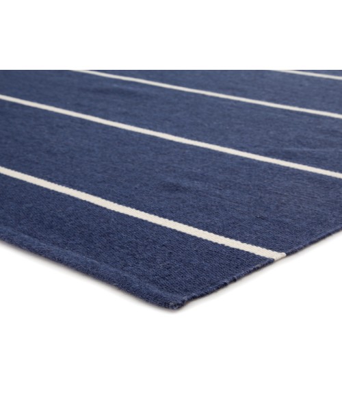 Jaipur Living Corbina Indoor/ Outdoor Stripe Dark Blue/ Ivory Area Rug (2'X3')