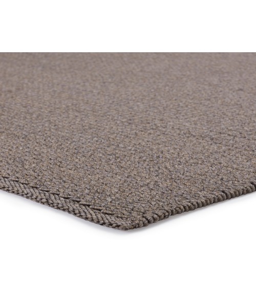 Jaipur Living Ryker Indoor/ Outdoor Solid Brown/ Gray Area Rug (4'X6')