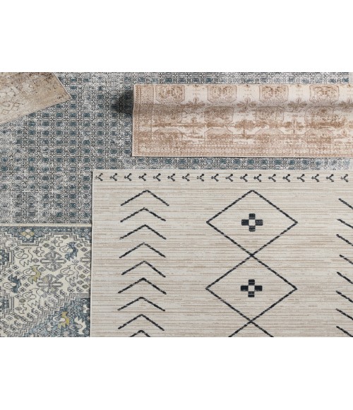 NDN05 Milea Rug Vibe by Jaipur Living Milea Trellis Tan/ Cream Area Rug 4'X6'