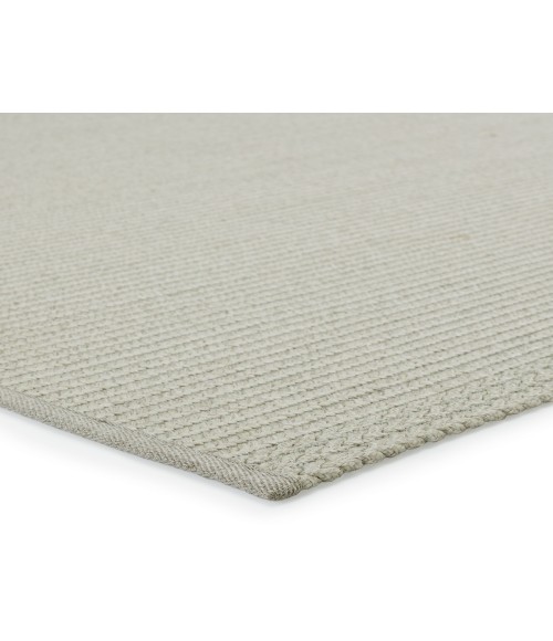 Jaipur Living Sven Indoor/ Outdoor Solid Light Gray Runner Rug (2'6"X8')