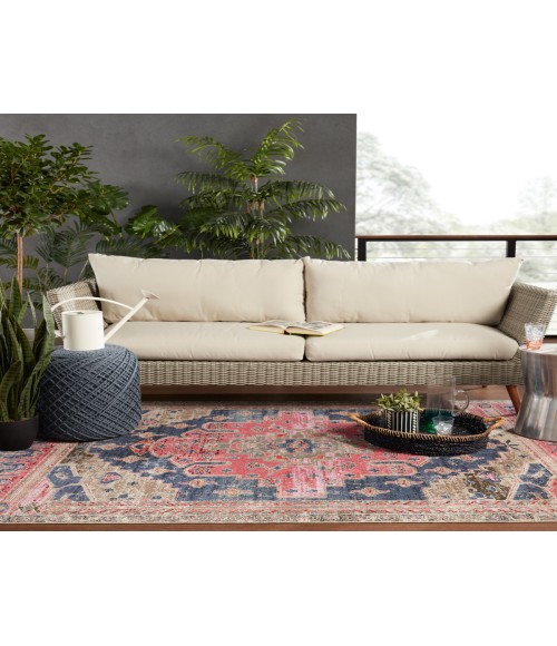 Jaipur Living Cicero Indoor/ Outdoor Medallion Pink/ Blue Area Rug (7'6"X9'6")