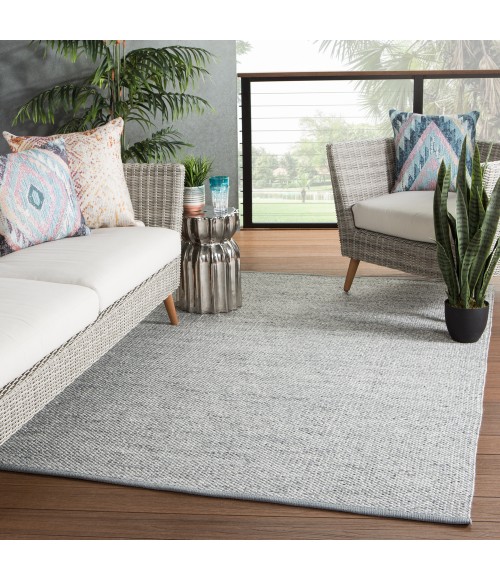 Jaipur Living Lamanda Indoor/ Outdoor Solid Gray/ Ivory Area Rug 4'X6'