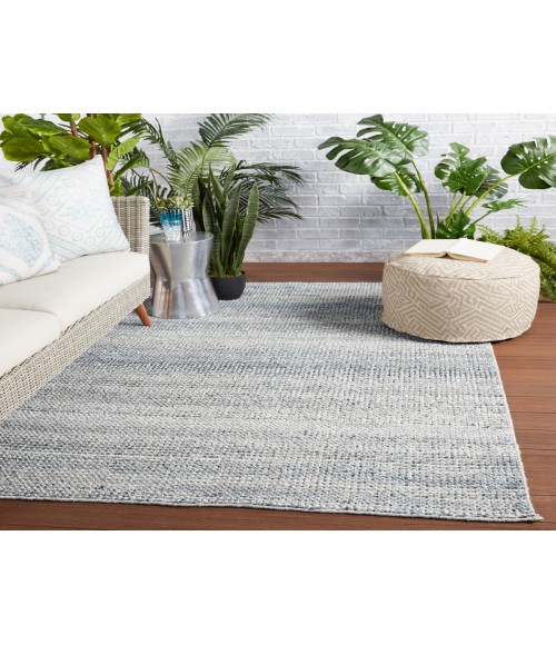 Jaipur Living Crispin Indoor/ Outdoor Solid Blue/ White Area Rug (5'X8')