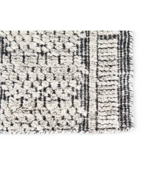RIZE RUG Jaipur Living Torsby Hand-Knotted Geometric Black/ Ivory Runner Rug (3 X10 )
