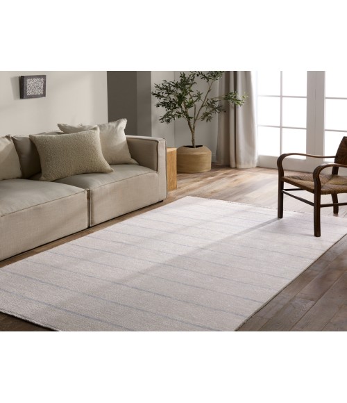 Jaipur Living Saveen White SAV02 2 ft. 6 in. X 8 ft. Rnr Runner Rug