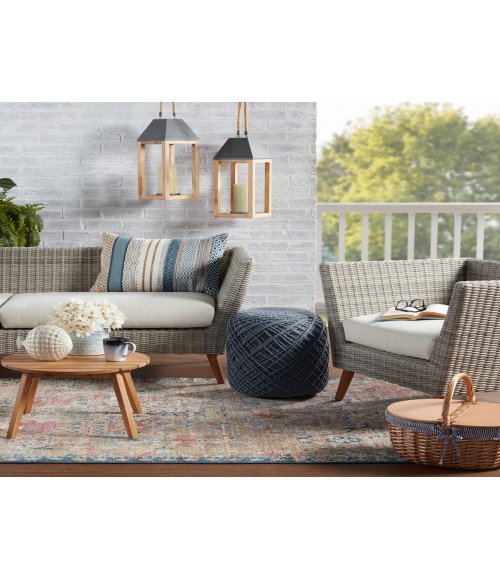 Vibe by Jaipur Living Elva Indoor/ Outdoor Oriental Tan/ Blue Area Rug (5'X7'3")