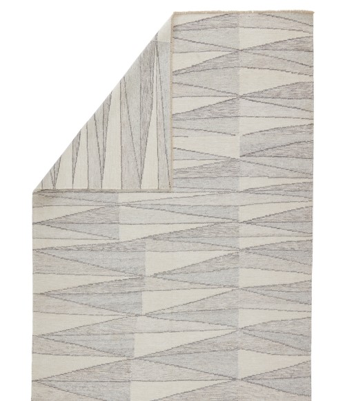 Jaipur Living Torvi Light Taupe Rug TOV04 18 in. Swatch Square - Rugs Town Jaipur Living Torvi Light Taupe TOV04 18 in. Swatch Square Rug