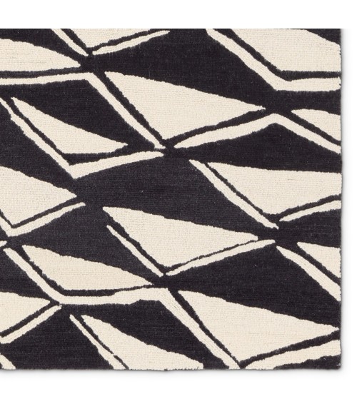 Nikki Chu Vera By Nikki Chu Black Vnk11 9 Ft. 6 In. X 13 Ft. 6 In. Rect. Rug