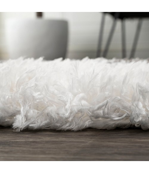 ALASKA SHAG Area Rug Marrakesh Shag Trellis Ivory/Charcoal 2 ft. x 8 ft. Runner Rug