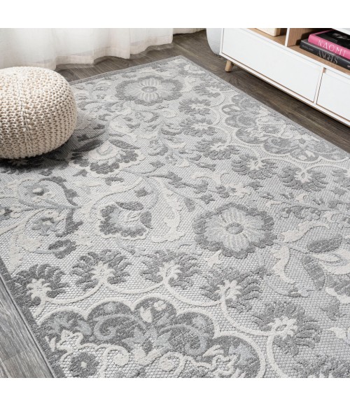 Lucena Modern Medallion High-Low Light Gray/Ivory 4 ft. x 6 ft. Indoor/Outdoor Area Rug