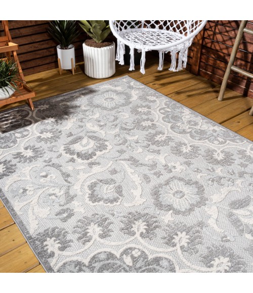 Lucena Modern Medallion High-Low Light Gray/Ivory 4 ft. x 6 ft. Indoor/Outdoor Area Rug