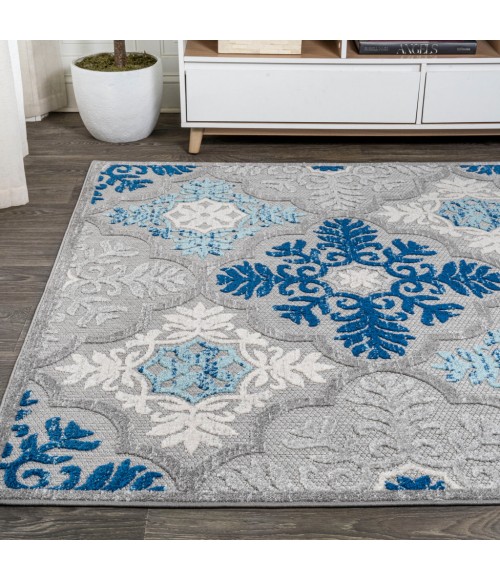 AMALFI COAST Area Rug Cassis Ornate Ogee Trellis High-Low Light Gray/Blue 5 ft. x 8 ft. Indoor/Outdoor Area Rug