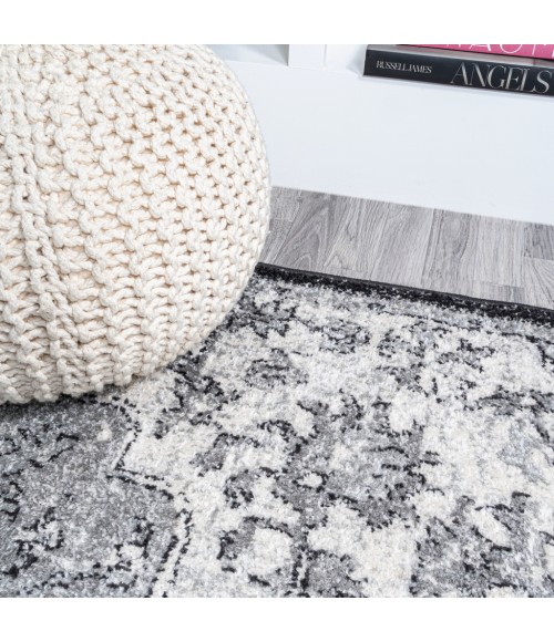 BOHEMIAN FLAIR Area Rug Anaise Ornate Boho Medallion Gray/Black/Cream 4 ft. x 6 ft. Area Rug