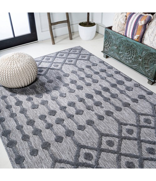 IBIZA Area Rug Peralta Moroccan Diamond Dark Gray 4 ft. x 6 ft. Indoor/Outdoor Area Rug
