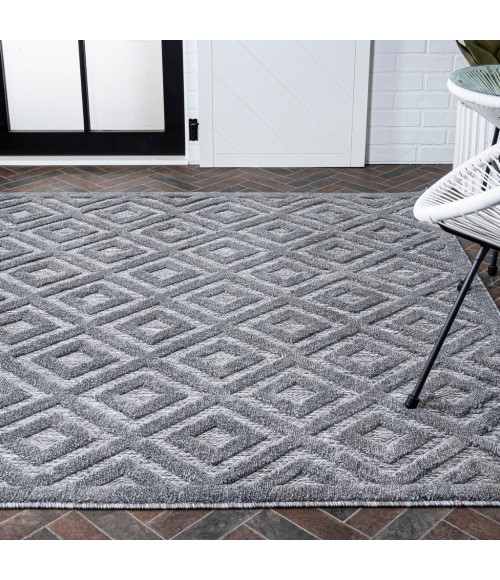 Portmany Neutral Diamond Trellis Dark Gray 4 ft. x 6 ft. Indoor/Outdoor Area Rug