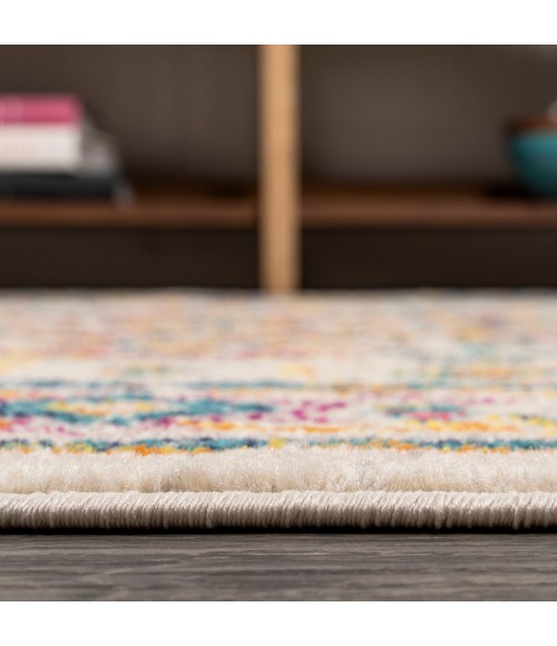 MODERN PERSIAN Area Rug Brooklyn Geometric Medallion Beige/Ivory 2 ft. x 8 ft. Runner Rug