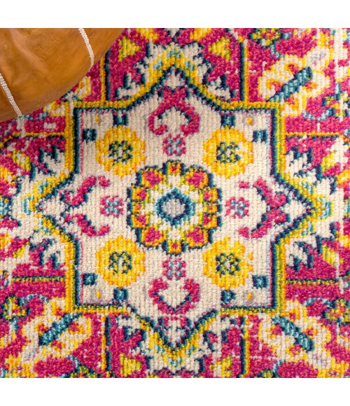 Brooklyn Geometric Medallion Red/Pink 4 ft. x 6 ft. Area Rug