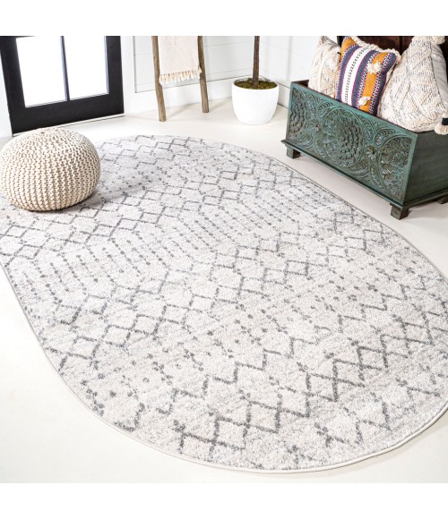 MOROCCAN HYPE Area Rug Moroccan HYPE Boho Vintage Diamond Cream/Gray 5 ft. x 8 ft. Oval Area Rug