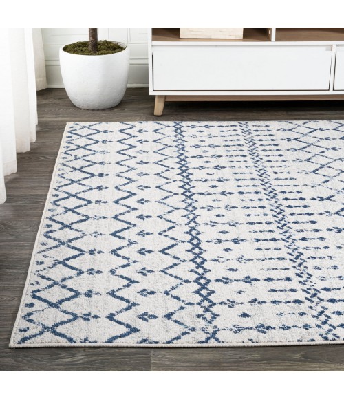 MOROCCAN HYPE Area Rug Moroccan HYPE Boho Vintage Diamond Cream/Navy 5 ft. x 8 ft. Area Rug