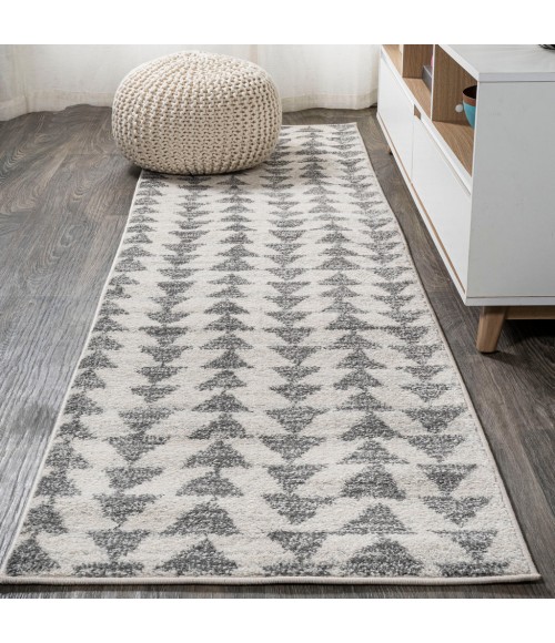 MOROCCAN HYPE Area Rug Aisha Moroccan Triangle Geometric Cream/Gray 2 ft. x 8 ft. Runner Rug