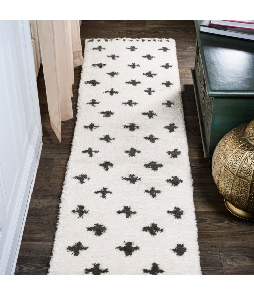 MOROCCAN HYPE Area Rug Cristo Berber Geometric Shag White/Gray 2 ft. x 8 ft. Runner Rug