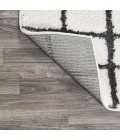 MOROCCAN HYPE Area Rug Arenal Geometric Grid Shag White/Gray 5 ft. x 8 ft. Area Rug