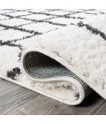 MOROCCAN HYPE Area Rug Arenal Geometric Grid Shag White/Gray 2 ft. x 10 ft. Runner Rug