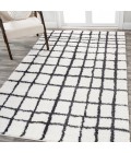 MOROCCAN HYPE Area Rug Arenal Geometric Grid Shag White/Gray 5 ft. x 8 ft. Area Rug