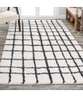 MOROCCAN HYPE Area Rug Arenal Geometric Grid Shag White/Gray 5 ft. x 8 ft. Area Rug