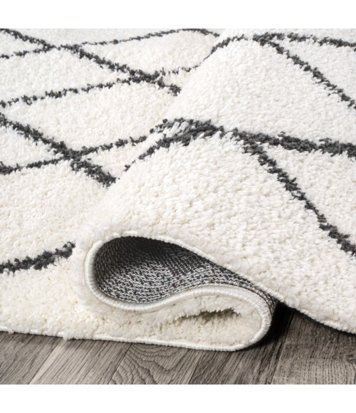 MOROCCAN HYPE Area Rug Cami Moroccan Style Diamond Shag White/Gray 2 ft. x 8 ft. Runner Rug