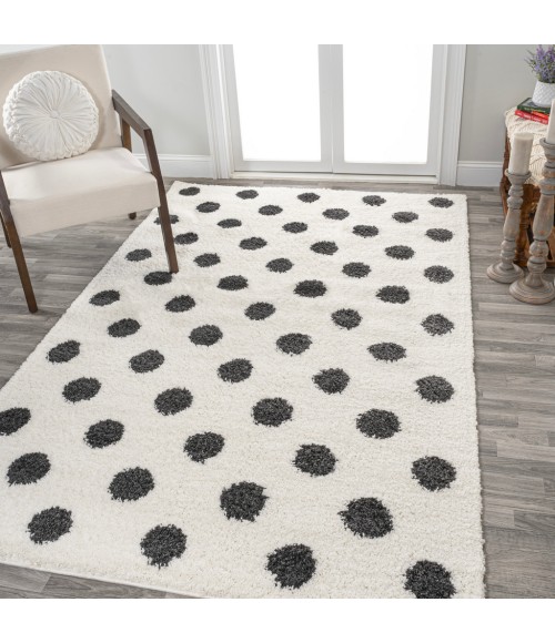 MOROCCAN HYPE Area Rug Pere Modern Charcoal Dot Shag White/Gray 5 ft. x 8 ft. Area Rug