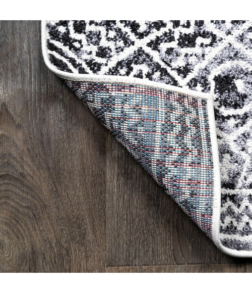 MOROCCAN HYPE Area Rug Iften Moroccan Geometric Distressed Ivory/Black 4 ft. x 6 ft. Area Rug