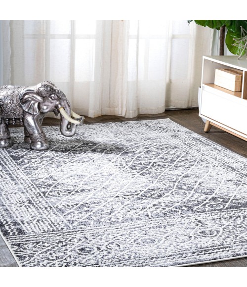 MOROCCAN HYPE Area Rug Iften Moroccan Geometric Distressed Ivory/Black 4 ft. x 6 ft. Area Rug