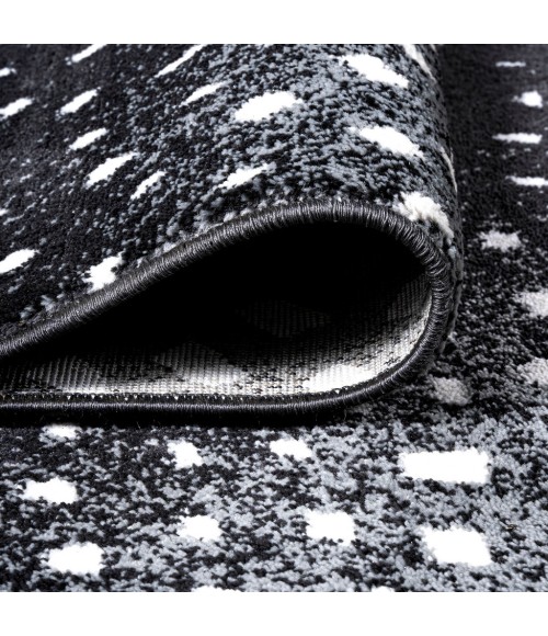 SAFARI Area Rug Antelope Modern Animal Black/Cream 5 ft. x 8 ft. Area Rug