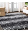 SAFARI Area Rug Antelope Modern Animal Black/Cream 5 ft. x 8 ft. Area Rug