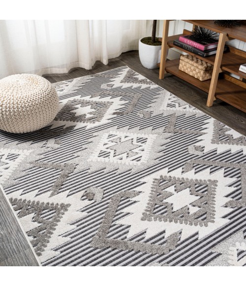 SOUTH BEACH Area Rug Sumak High-Low Pile Neutral Diamond Kilim Gray/White/Black 4 ft. x 6 ft. Indoor/Outdoor Area Rug