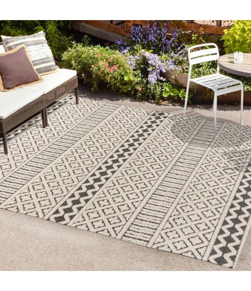 SOUTH BEACH Area Rug Ormond High-Low Modern Trellis Geometric Cream/Black 8 ft. x 10 ft. Indoor/Outdoor Area Rug