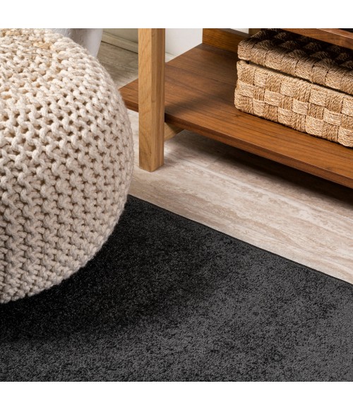 SUPERSOFT Area Rug Haze Solid Low-Pile Black 3 ft. x 5 ft. Oval Area Rug