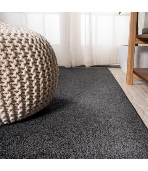 SUPERSOFT Area Rug Haze Solid Low-Pile Black 3 ft. x 5 ft. Oval Area Rug
