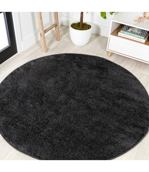 SUPERSOFT Area Rug Haze Solid Low-Pile Black 4' Round Area Rug