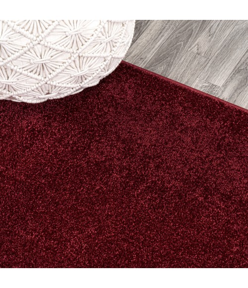 Haze Solid Low-Pile Dark Red 6' Square Area Rug