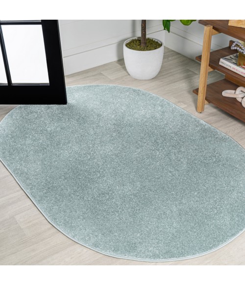 SUPERSOFT Area Rug Haze Solid Low-Pile Light Blue 4 ft. x 6 ft. Oval Area Rug