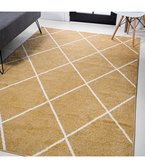 SUPERSOFT Area Rug Cole Minimalist Diamond Trellis Gold/White 3 ft. x 5 ft. Area Rug