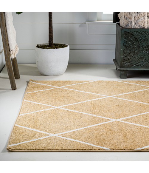 SUPERSOFT Area Rug Cole Minimalist Diamond Trellis Gold/White 3 ft. x 5 ft. Area Rug