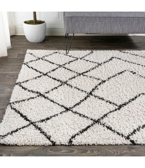 LONDON SHAG Area Rug Inca Moroccan Diamond Shag Beige/Dark Gray 5 ft. x 8 ft. Area Rug